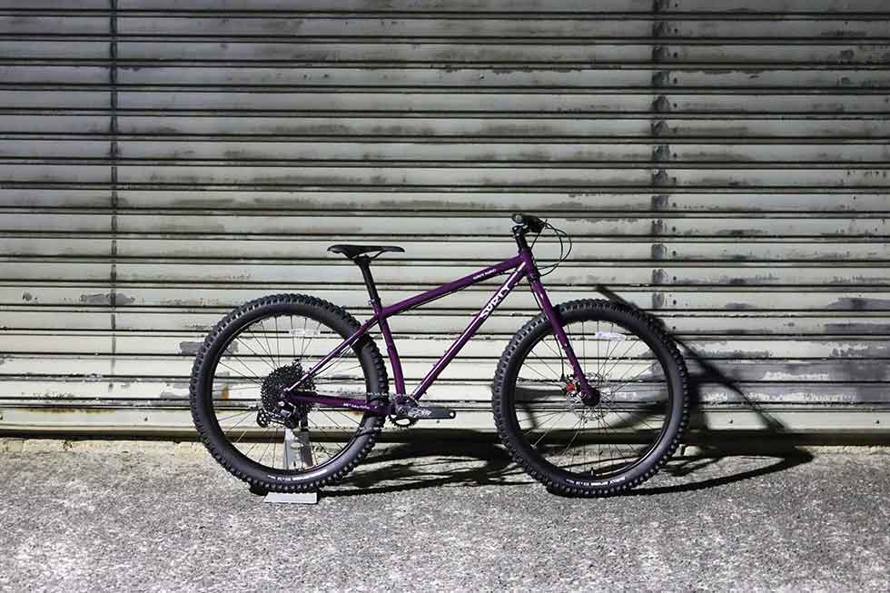 街乗りに最適なMTB SURLY KARATE MONKEY | TWOPEDAL (ツーペダル)