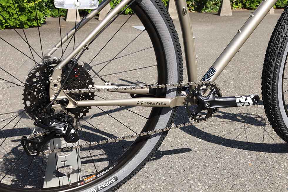 街乗りにも最適なツーリングバイク SURLY OGRE | TWOPEDAL (ツーペダル)