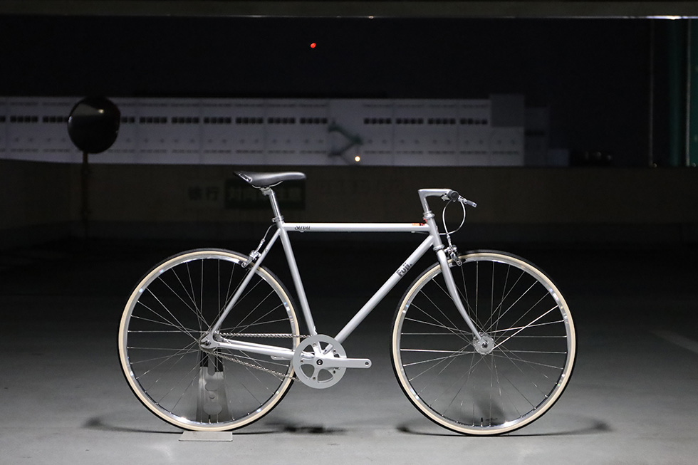 最適な価格 FUJI STROLL(ストロール) Silver 待望の入荷 | TWOPEDAL 果物