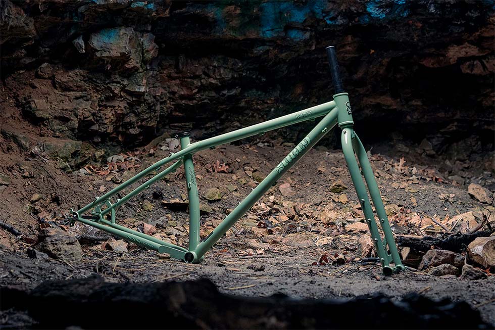 SURLY KRAMPUS 人気の29erバイクに新色登場 | TWOPEDAL (ツーペダル)