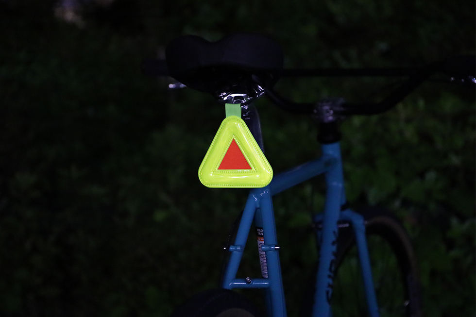 人気の BLUE LUG Triangle Reflector | TWOPEDAL (ツーペダル)